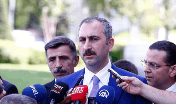 Adalet Bakanı Abdülhamit Gül müjdeyi verdi: 15 bin personel alınacak