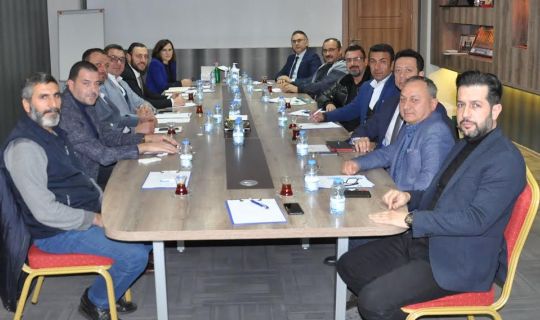 Kocaeli ve Körfez Ticaret Odası’nın, otomotiv komiteleri  ‘sektörün geleceği için’ toplantıda buluştu