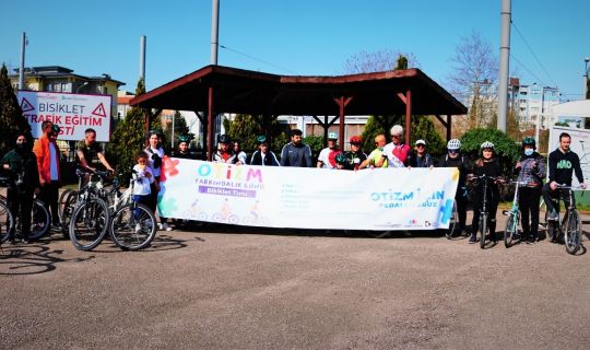 İzmit Belediyesi, bisiklet turu ile otizme dikkat çekti