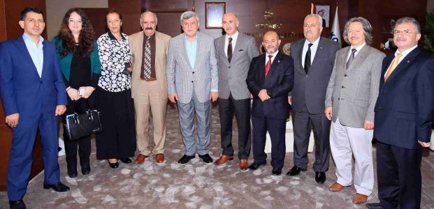 Başkan Karaosmanoğlu Gebze Kent Konseyi yönetimini ağırladı