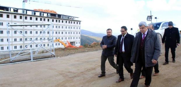 Başkan Karaosmanoğlu, öğrenci yurtlarını inceledi