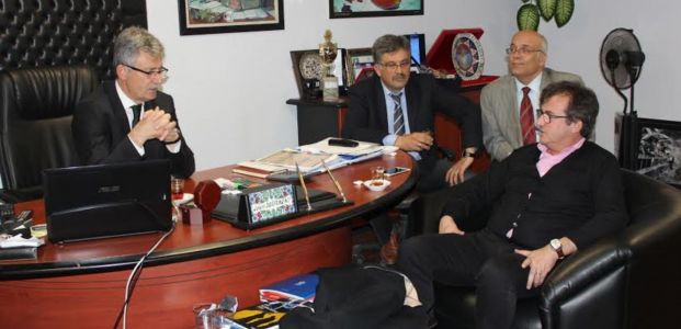 Beşiktaş’ın Efsanevi Futbolcusu Ali Gültiken Gölcük Belediyesi’ni Ziyaret Etti