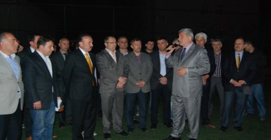 Karaosmanoğlu: Sporu siyasete alet etmedik
