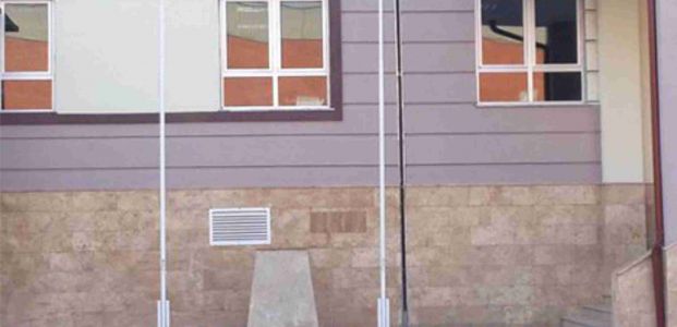 Ortaokul’da Atatürk büstünü kırdılar