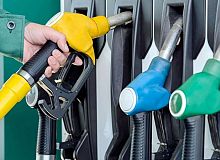 Benzine zam...