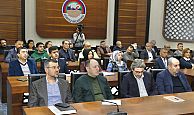 Başkan Söğüt, “Kamudaki riskli binaları boşaltacağız”