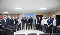 AK Parti’ye ilk hayırlı olsun ziyareti şehit yakınları ve gazilerden