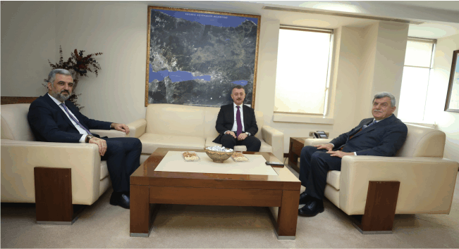 Başkan Karaosmanoğlu, Büyükakın’ı makamında ağırladı