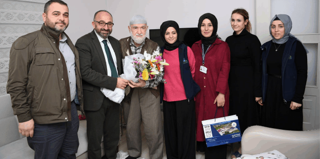 ÜZÜLMEZ’DEN ANLAMLI ZİYARET ÜZÜLMEZ’DEN ANLAMLI ZİYARET