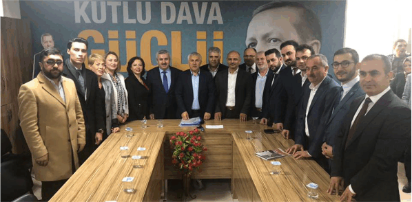 Ak Parti Körfez de bir günde 15 başvuru