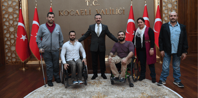 Kocaeli Valisi AKSOY; 3 ARALIK DÜNYA ENGELLİLER GÜNÜ MESAJI                                                                         KOCAELİ VALİSİ  3 ARALIK DÜNYA ENGELLİLER GÜNÜ MESAJI