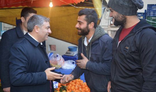 Şayir, pazarcı esnafından destek istedi