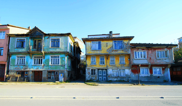 Yeşilçam filmlerine konu olan  Ereğli evleri hayat buluyor