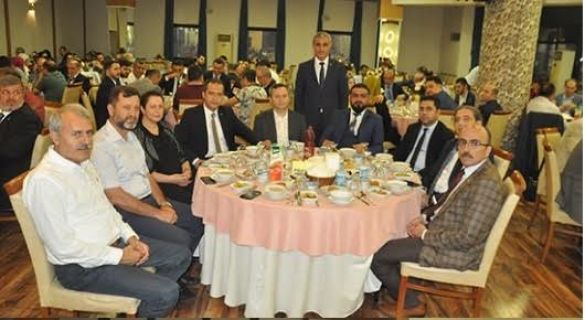 Meslekte Birlik Grubu KSMMMO  aday tanıtımı ve iftar proğramında bir araya geldi.