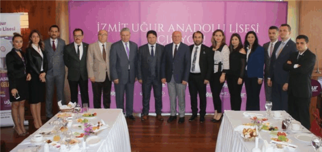 Uğur Anadolu Lisesi 2019-2020 döneminde İzmit’te eğitime başlıyor
