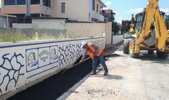 Başiskele’de Yol ve Kaldırımlara Bakım Onarım