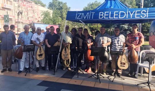 İZMİT'TE, YEŞİL MAVİ SOKAK ETKİNLİKLERİ