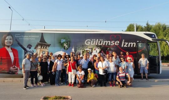 İZMİTLİ EMEKLİLER ESKİŞEHİR’İ GEZDİ