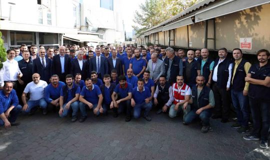 “Emekçilerimizle omuz omuza olmaktan onur duyuyorum”