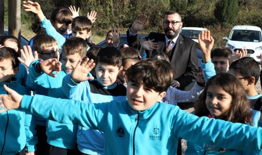 Atlı Eğitim Merkezi, çocukların ilgi odağı