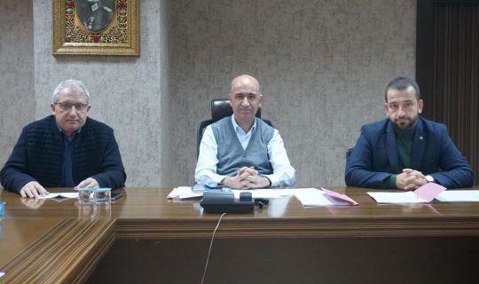 İZMİT BELEDİYESİNDE HAFTALIK ENCÜMEN TOPLANTISI GERÇEKLEŞTİRİLDİ