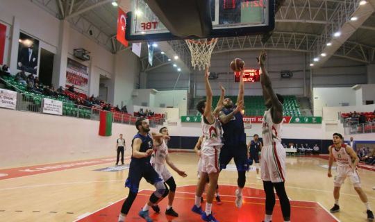 Kağıtspor’un devlerinden kritik galibiyet