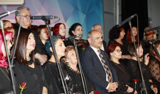 Körfez’de, türkü rüzgarı esti