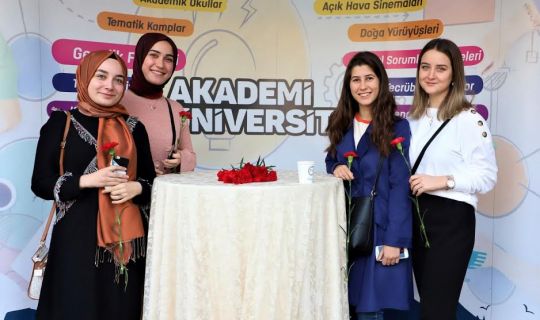 Akademi Üniversite'de yeni dönem