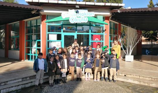 İzmit Belediyesi Çocuk Hakları Okulu çocukları bilinçlendiriyor