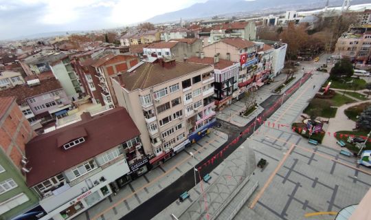 İzmitlilerin istemediği küp taşlar kaldırılıyor