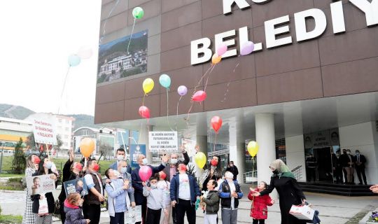 Farkındalık için balon uçurdular