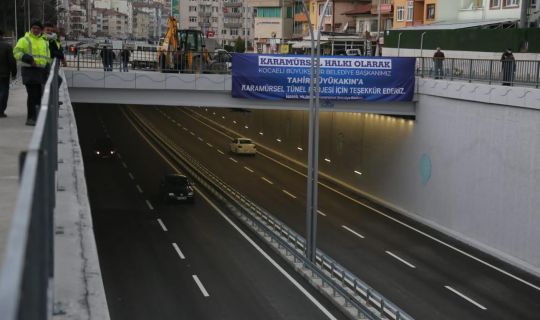 Karamürsel Köprülü Kavşağı, trafiğe açıldı