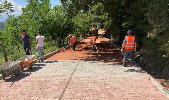 İzmit köy yollarına konforlu yollar yapılıyor