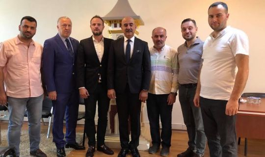 KOCAELİ MÜTEAHHİTLER BİRLİĞİ, İZMİT KENT KONSEYİ BAŞKANINI ZİYARET ETTİ. KOCAELİ MÜTEAHHİTLER BİRLİĞİ, İZMİT KENT KONSEYİ BAŞKANINI ZİYARET ETTİ.