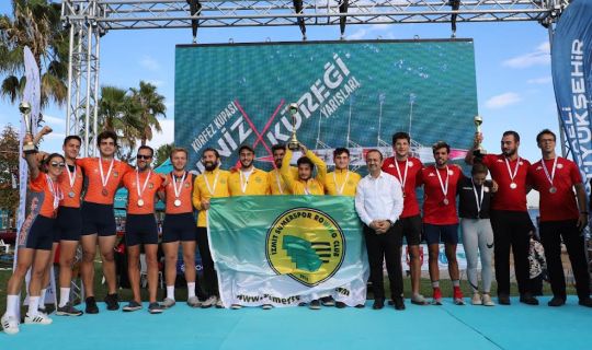 Büyükşehir’in Körfez Kupası Deniz Küreği Yarışları’nda İzmit Sümerspor Farkı