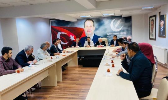 ÇİN SOYKIRIM YAPIYOR, DOĞU TÜRKİSTAN BİZİM KIRMIZI ÇİZGİMİZDİR.