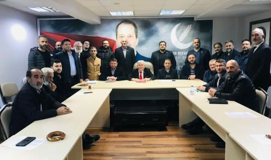 ABDULLAH GÜL, BULUNMAZ HİNT KUMAŞI DEĞİL.