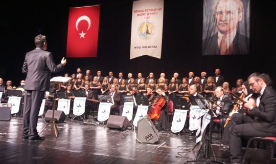 Büyükşehir TSM Korosu’ndan muhteşem konser