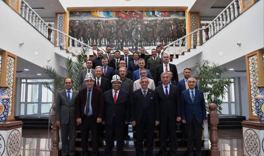 GTÜ Manas Üniversitesi ile Eğitimde İş Birliği Protokolü İmzaladı GTÜ Manas Üniversitesi ile Eğitimde İş Birliği Protokolü İmzaladı