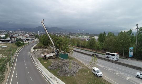 Yeni Emniyet Müdürlüğü önüne üstgeçit yapımına başlandı