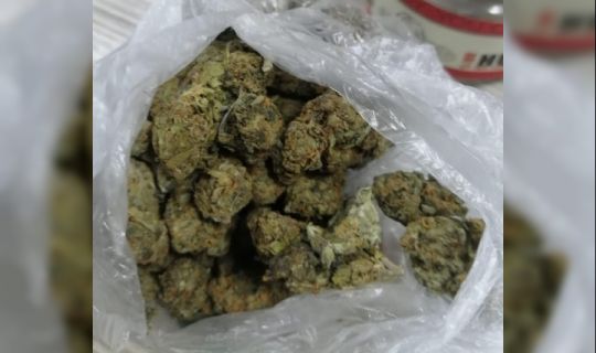 54 gram marihuana ile yakalandı 54 gram marihuana ile yakalandı