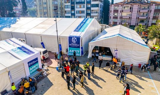 Hatay Defne’ye çadır kent kurtulmaya başlandı