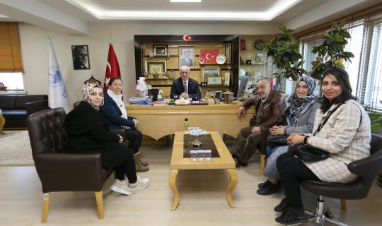 Başkan Aygün Projelerini Paylaşıyor Başkan Aygün Projelerini Paylaşıyor