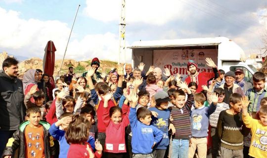 Başkan Söğüt, “Çocuklarımızın yüzü gülsün bize yeter”