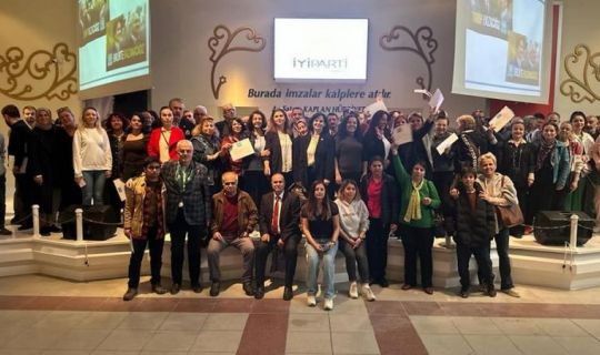 İYİ Parti’den sandık görevlilerine eğitim