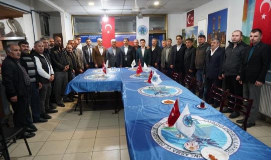 Prof. Dr. Hülagü’ye Çayırova’da yoğun ilgi