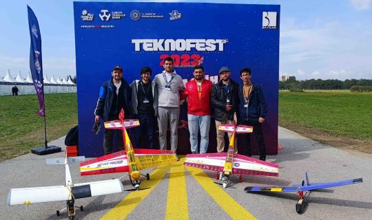 Teknofest’te, CİCİ KUŞ RC Takımı’ndan büyük başarı