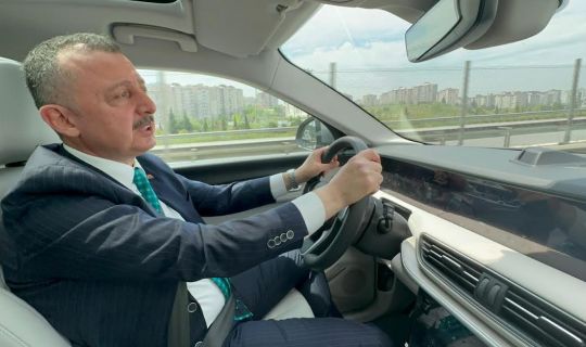 Başkan Büyükakın: Türkiye Cumhuriyeti’nin bir çocuğu olarak TOGG ile ancak gurur duyulur