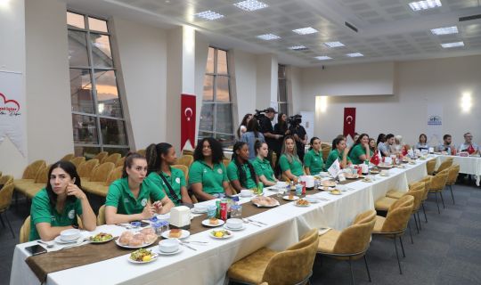 İzmit’in perilerinden, muhteşem tanıtım