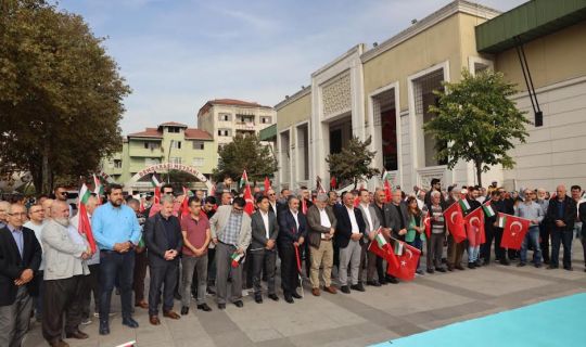 Körfez’de, Gazze’ye destek mitingi düzenlendi